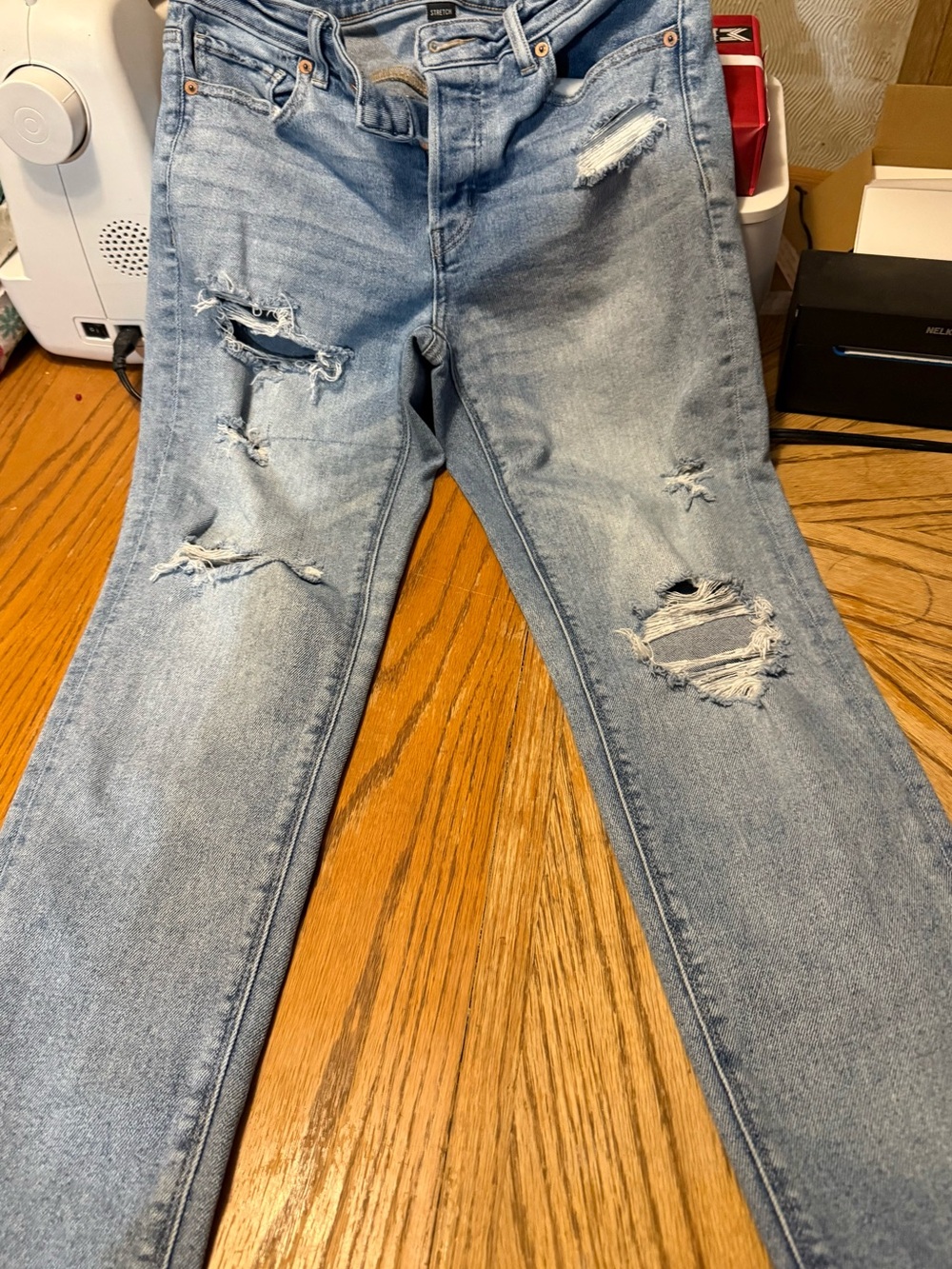 American Eagle Outfitters Light Blue Ripped Skinny Jeans